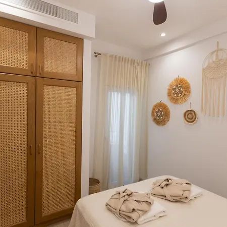 Harmonious Heaven شقة سالونيك