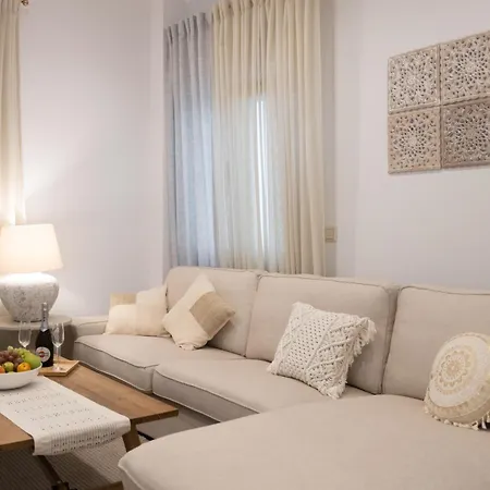 Harmonious Heaven شقة سالونيك